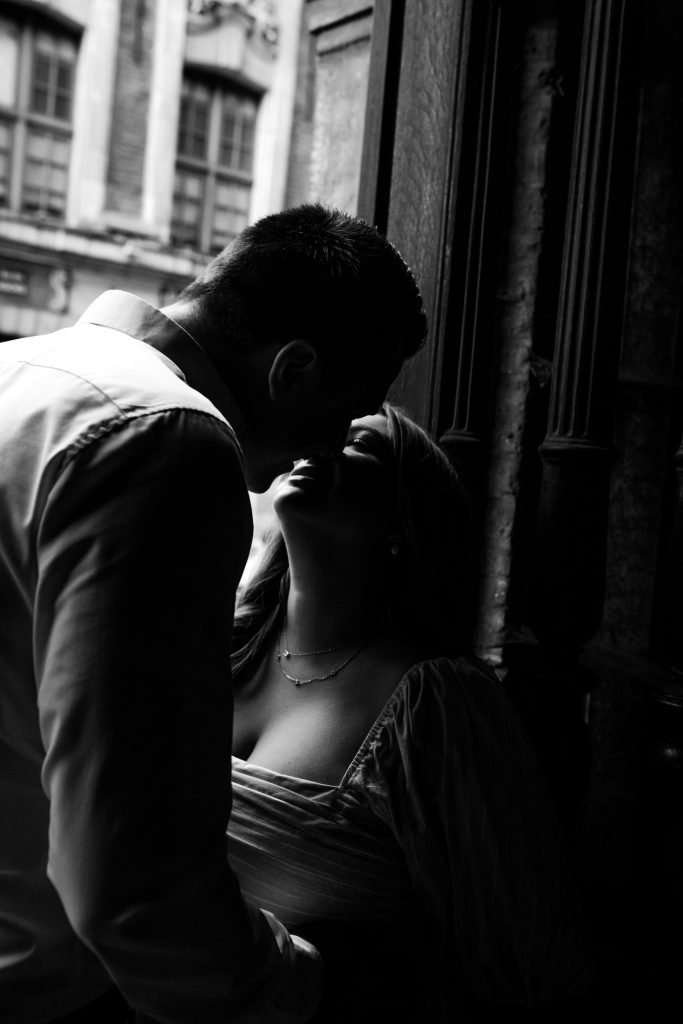 Séance engagement à Lille – Des photos naturelles prise par KT Photography.