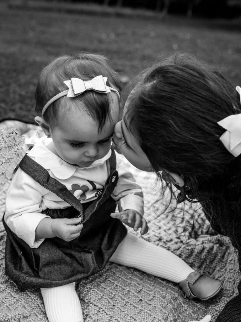 Photographe Famille Lille séance photo famille lille photos des enfants naturelles